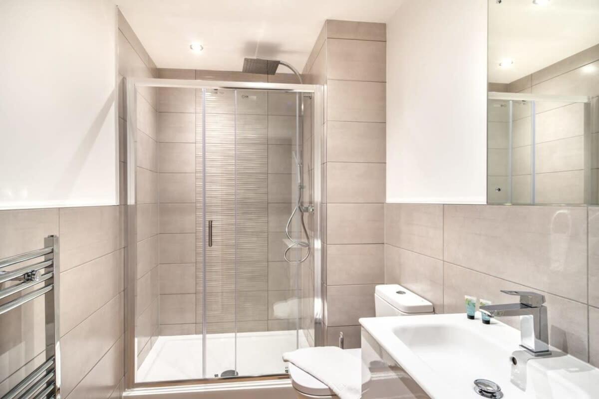 Stayzeni, Alexandra Rise Manchester 2 Bed Flat Экстерьер фото